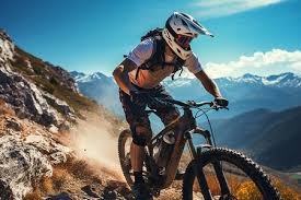 半场战报：尤文2-1卡利亚里，伊尔迪兹双响，弗拉霍维奇伤退