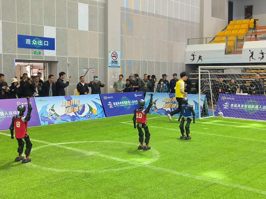 德佬：如果我们没有7万座的现代球场，如何与米兰双雄竞争